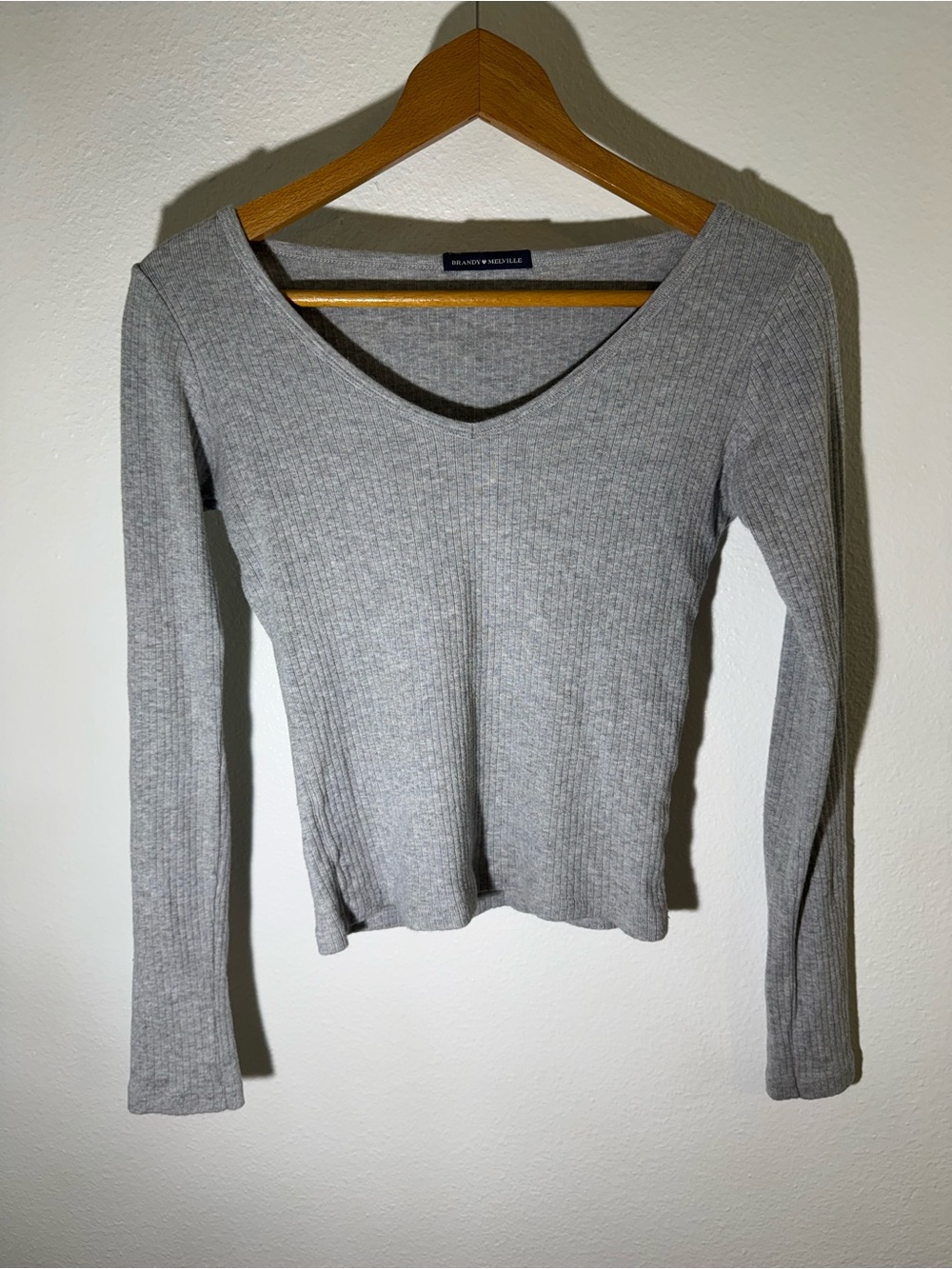 Brandy Melville Ribbed Long Sleeve Top - Light Gray